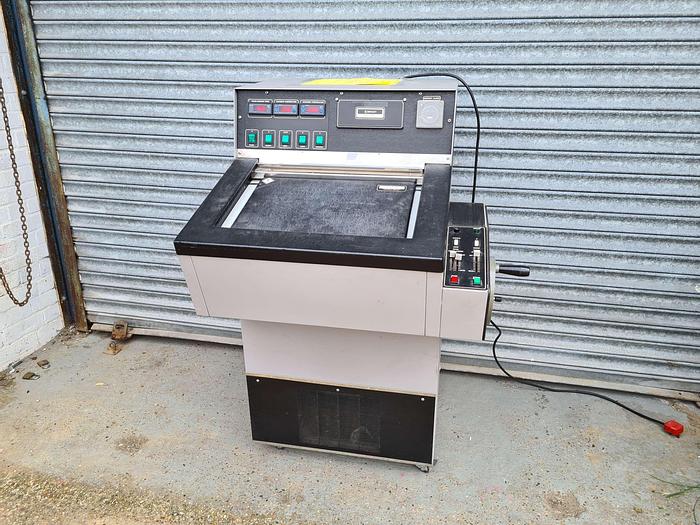 Used Bright OTF Cryostat