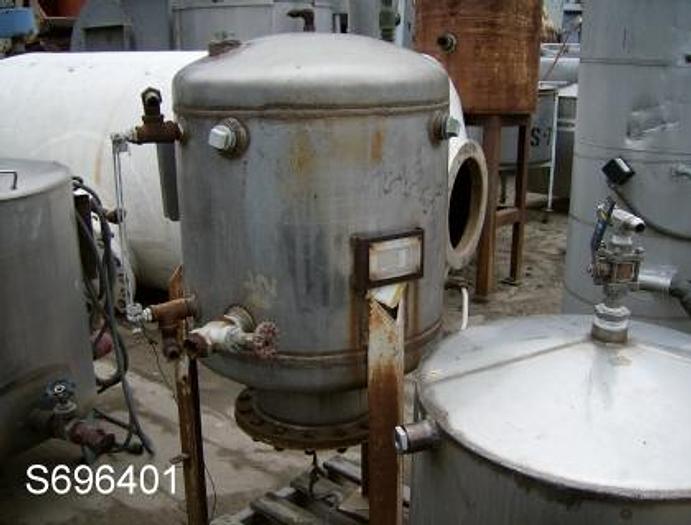Used Tank, 30 Gallon, C/st, 16" X 30", 200 PSI, #S696401
