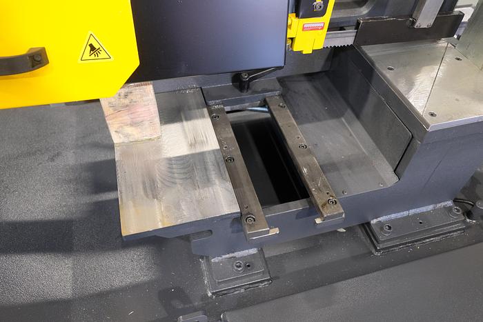 UZMA 320DGH Bandsaw Machine double Mitre Semi Automatic