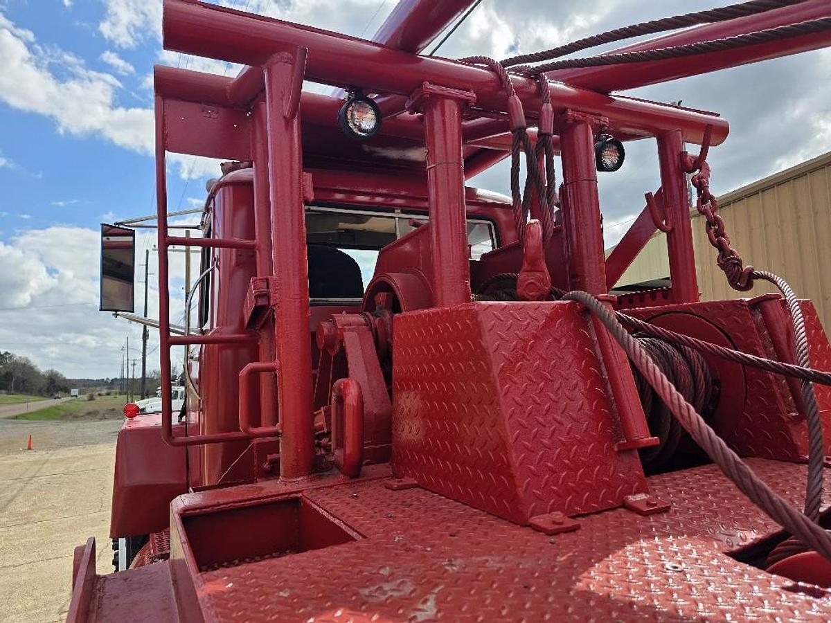Used 1981 Mack RD600 SERIES