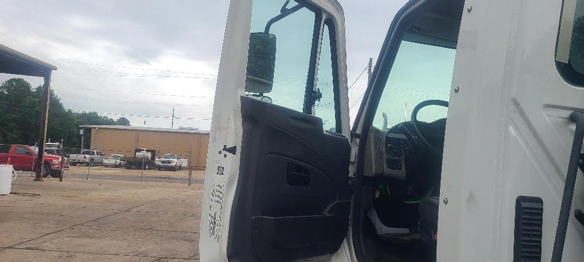 Used 2017 INTERNATIONAL 4400