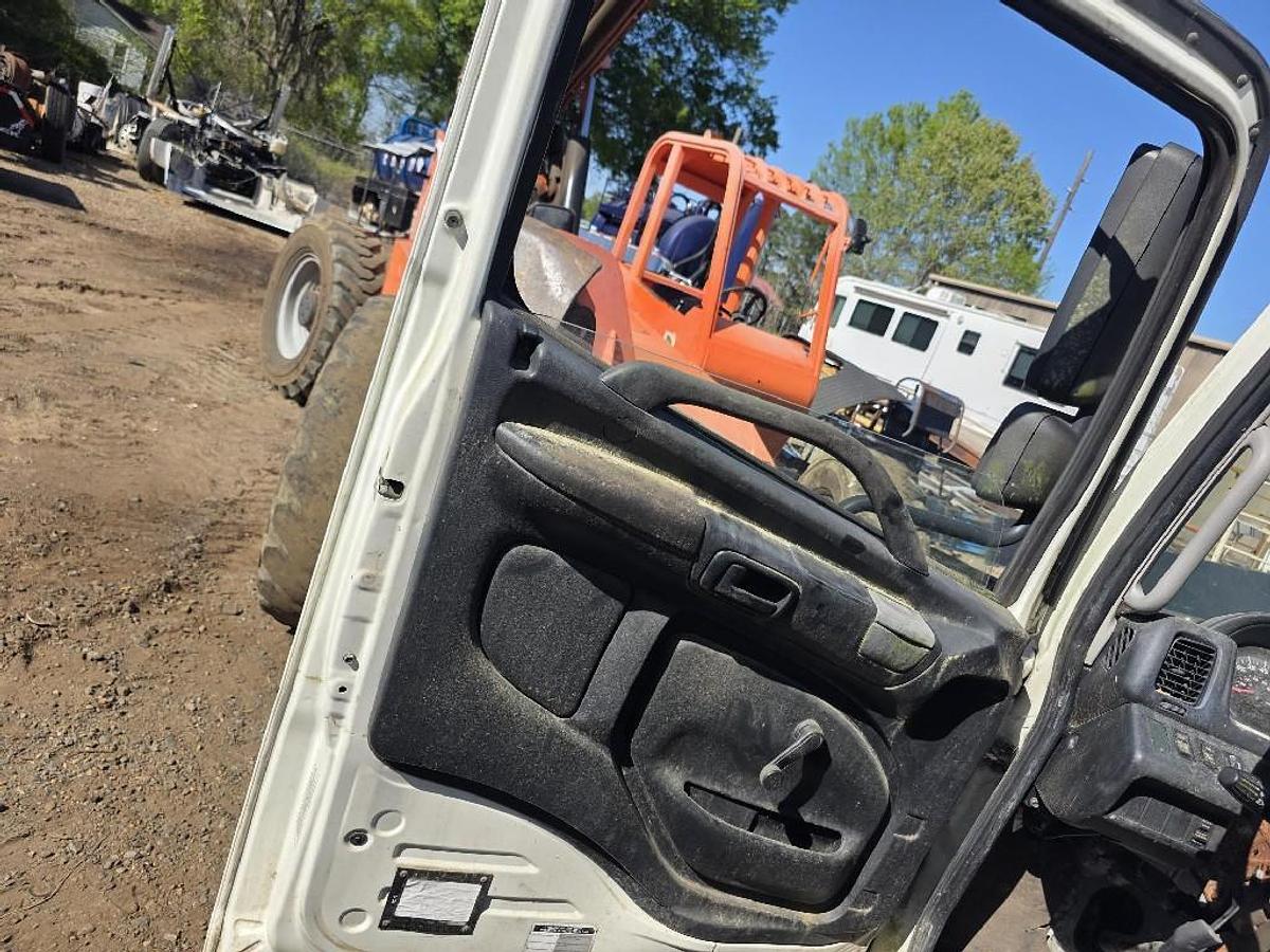 Used 2015 Hino 258/268