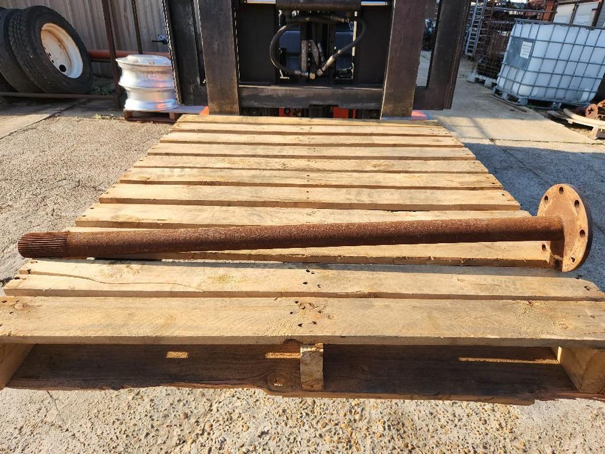 Used Spicer SPICER AXLE SHAFT