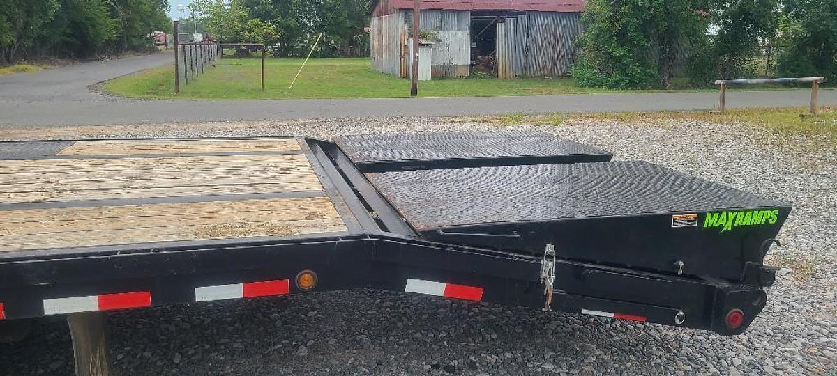 Used 2023 LOAD TRAIL LOAD TRAIL