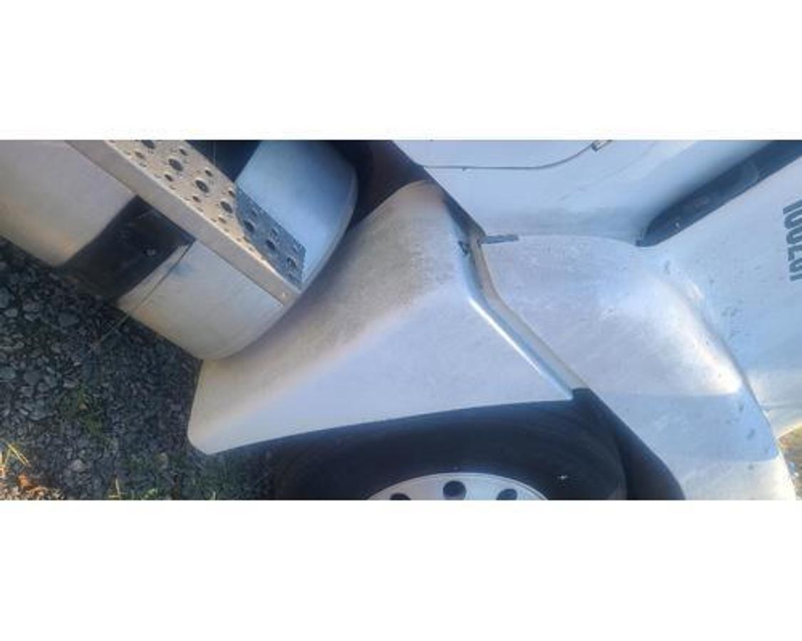 Used 2007 Freightliner FREIGHTLINER