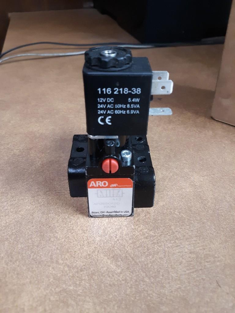 Used SURPLUS 1/4 in 12V DC, 4-Way/2-PositionSolenoid Air Control Valve
