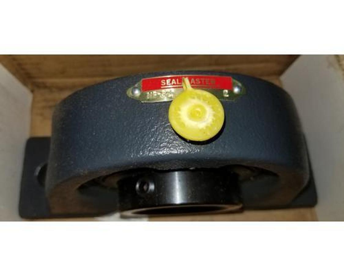 New surplus NEW SURPLUS SEALMASTER PILLOW BLOCK BEARING 1-1/2" BORE 2 BALL BEARING TYPE