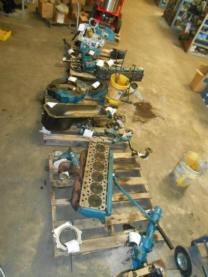 Used INTERNATIONAL DT 466E