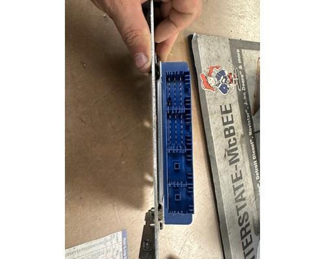 Used USED BENDIX ABS CONTROL MODULE ECM  K041767  #0486107019