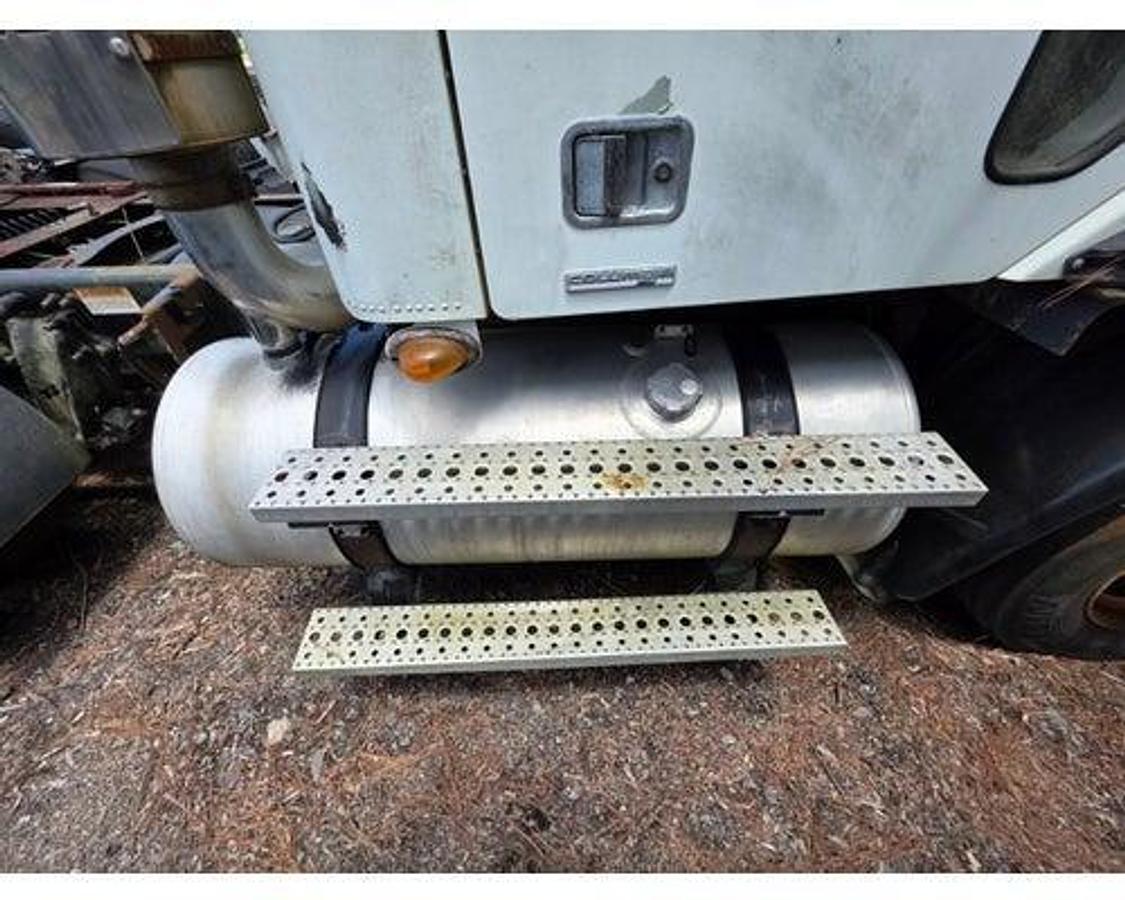 Used 2007 Freightliner COLUMBIA