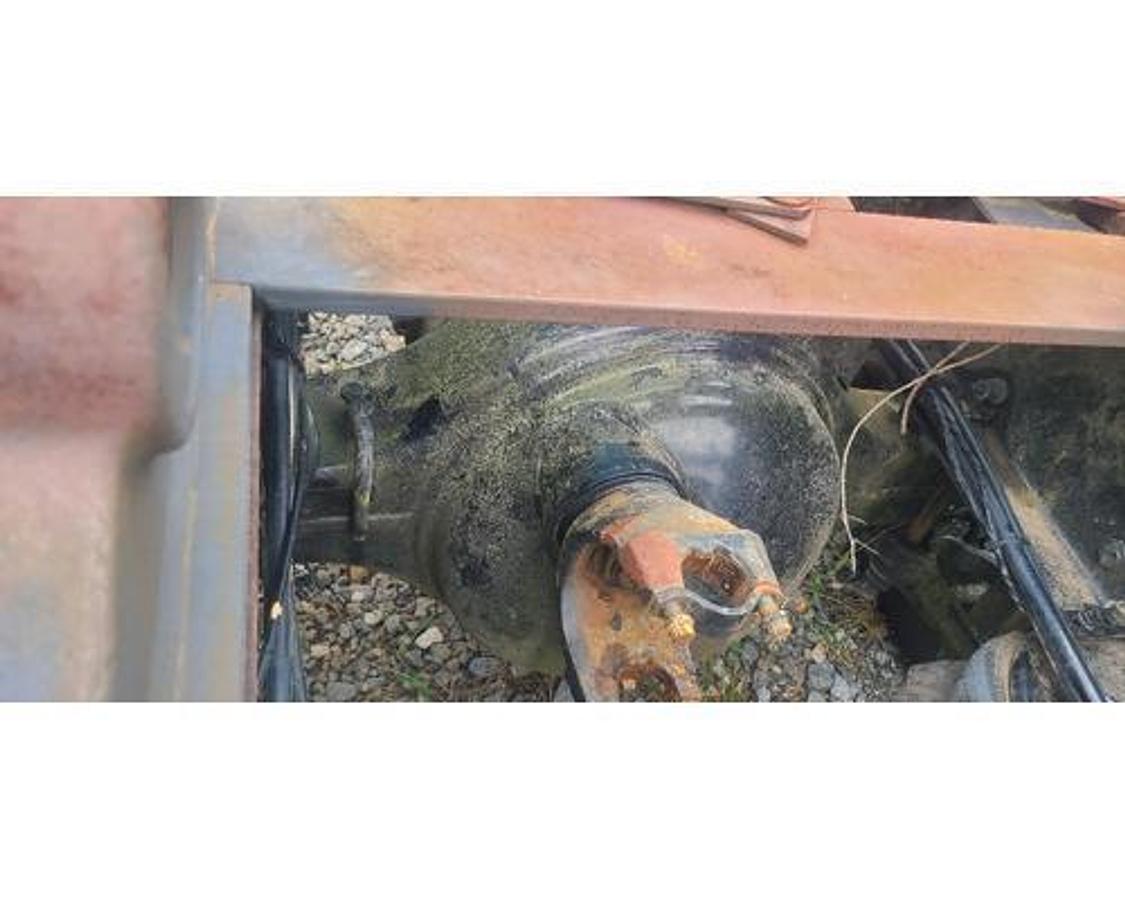 Used 2012 Eaton DS405