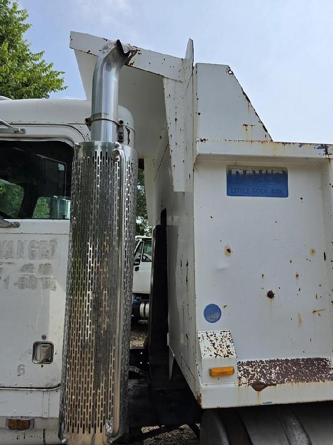 Used Peterbilt 378
