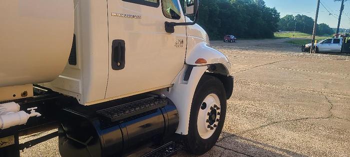 Used 2005 INTERNATIONAL 4200
