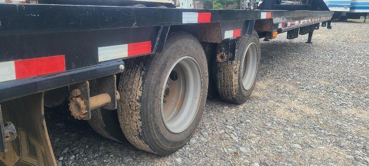 Used 2023 LOAD TRAIL LOAD TRAIL