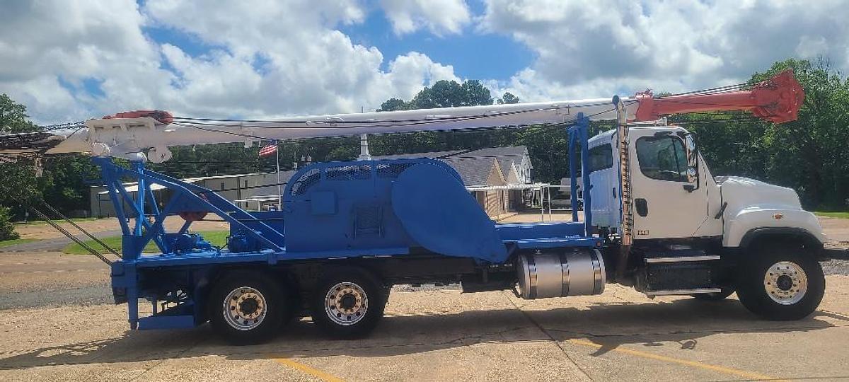 Used 2012 Freightliner 114SD