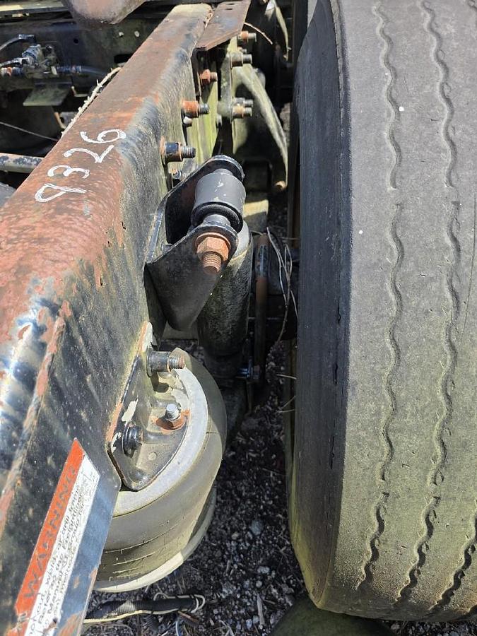 Used 2004 Freightliner COLUMBIA 120