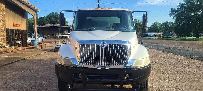 Used 2005 INTERNATIONAL 4200