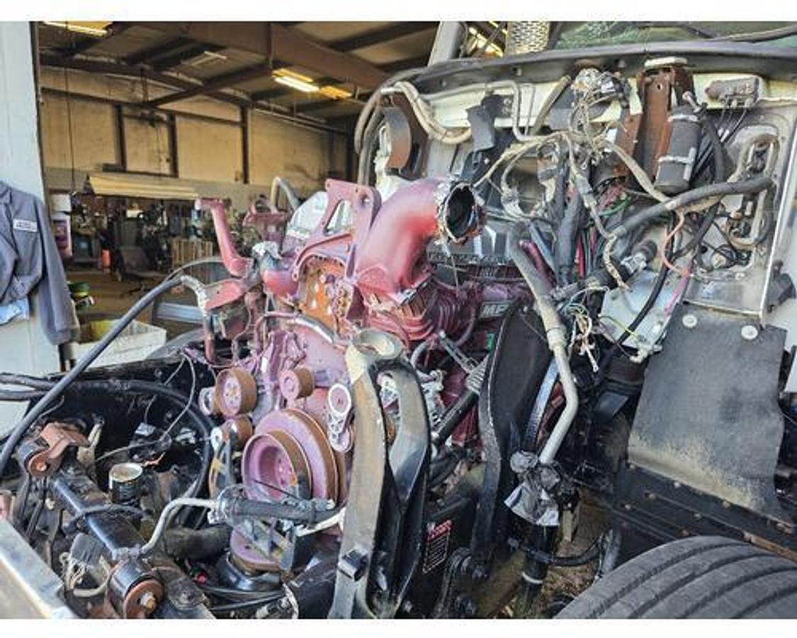 Used 2016 Mack MP8