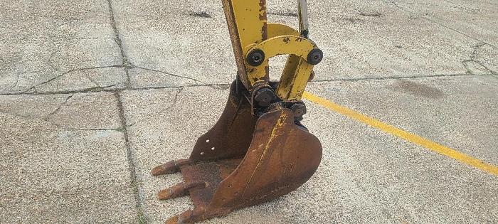 Used 2016 CATERPILLAR 303.5E2