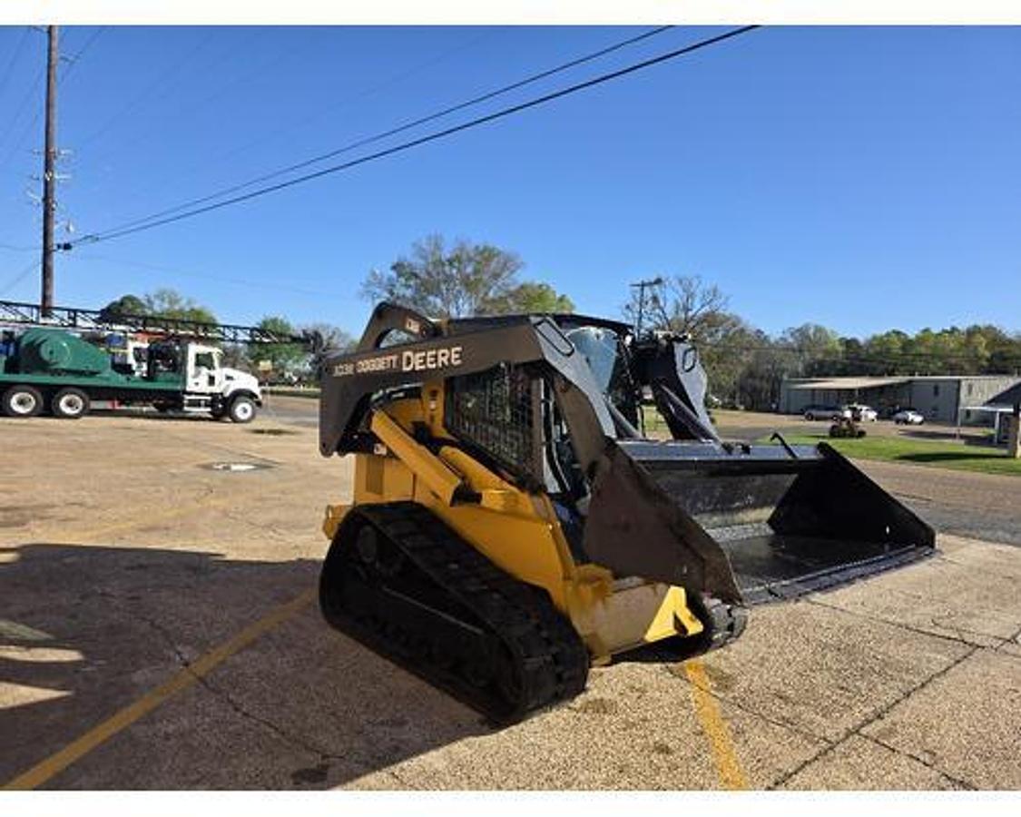 Used 2015 John Deere 333E