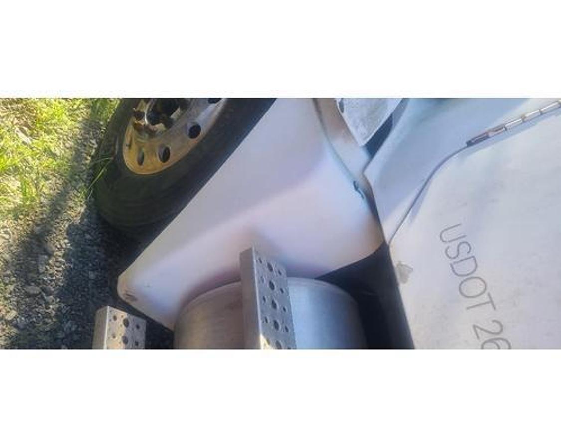 Used 2007 Freightliner FREIGHTLINER