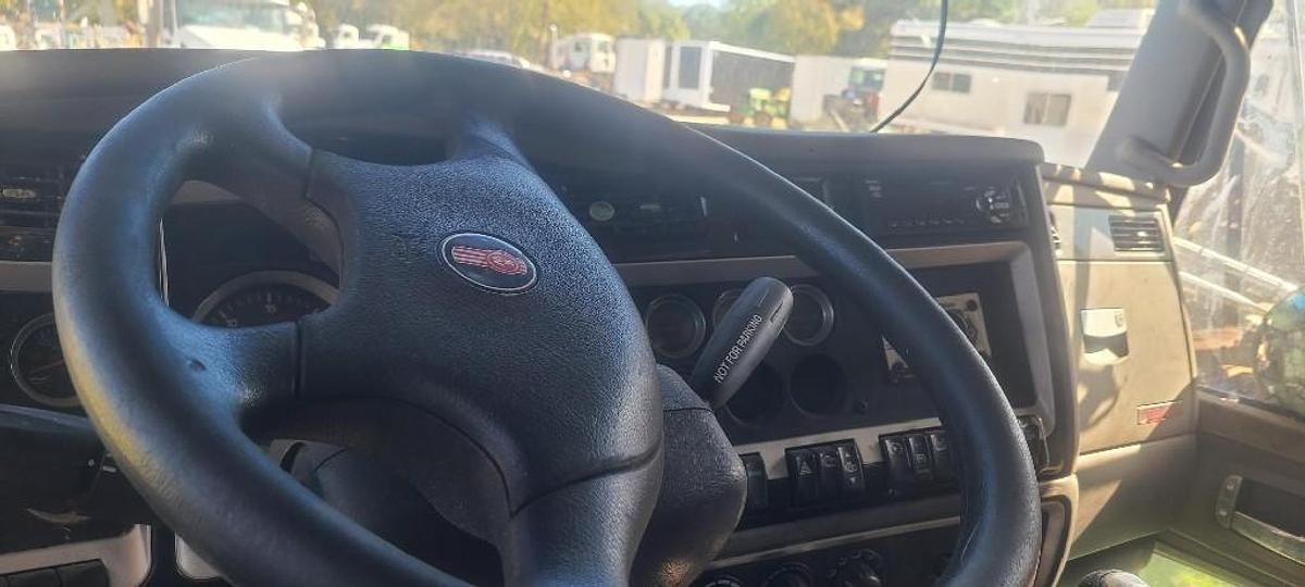 Used 2015 Kenworth T800