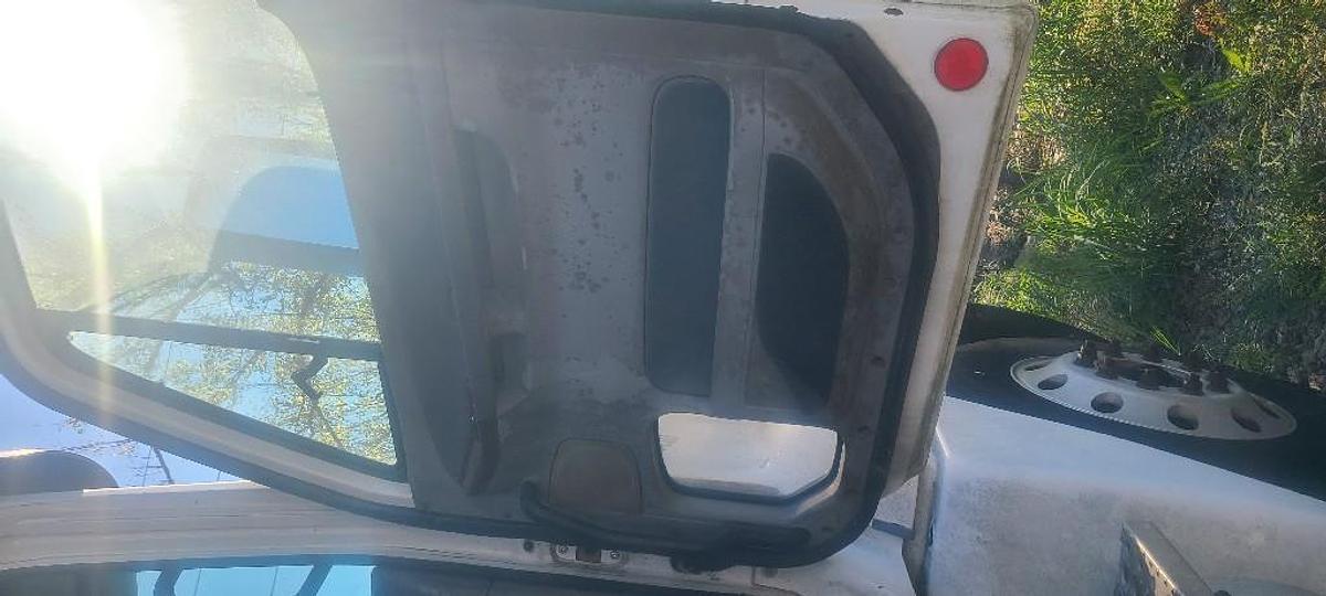 Used 2007 Freightliner FREIGHTLINER