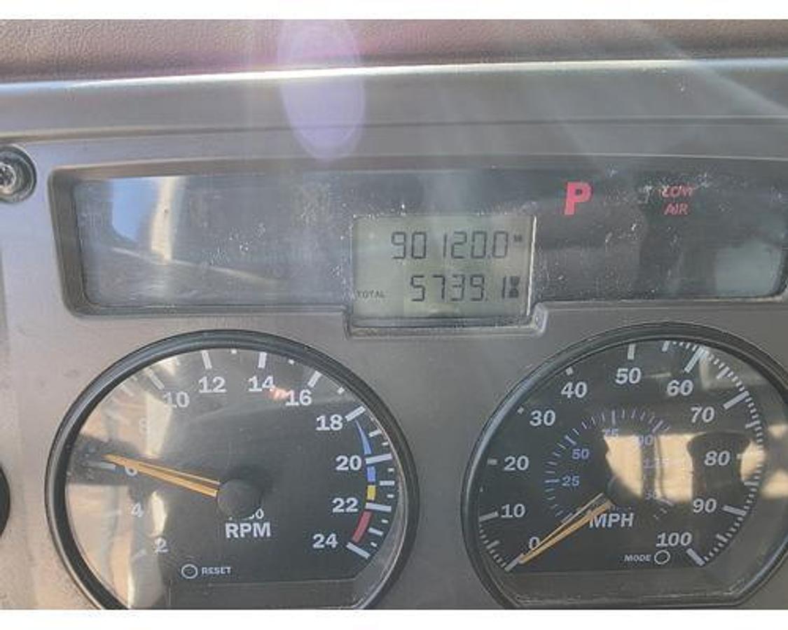 Used 2007 Mack CV713