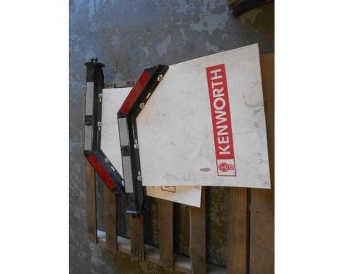 Used QUARTER FENDER FENDER