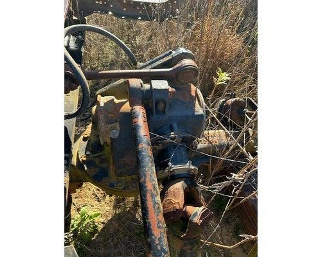 Used 1988 Mack RD690S CRD93