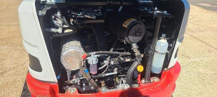 Used 2022 TAKEUCHI TB225