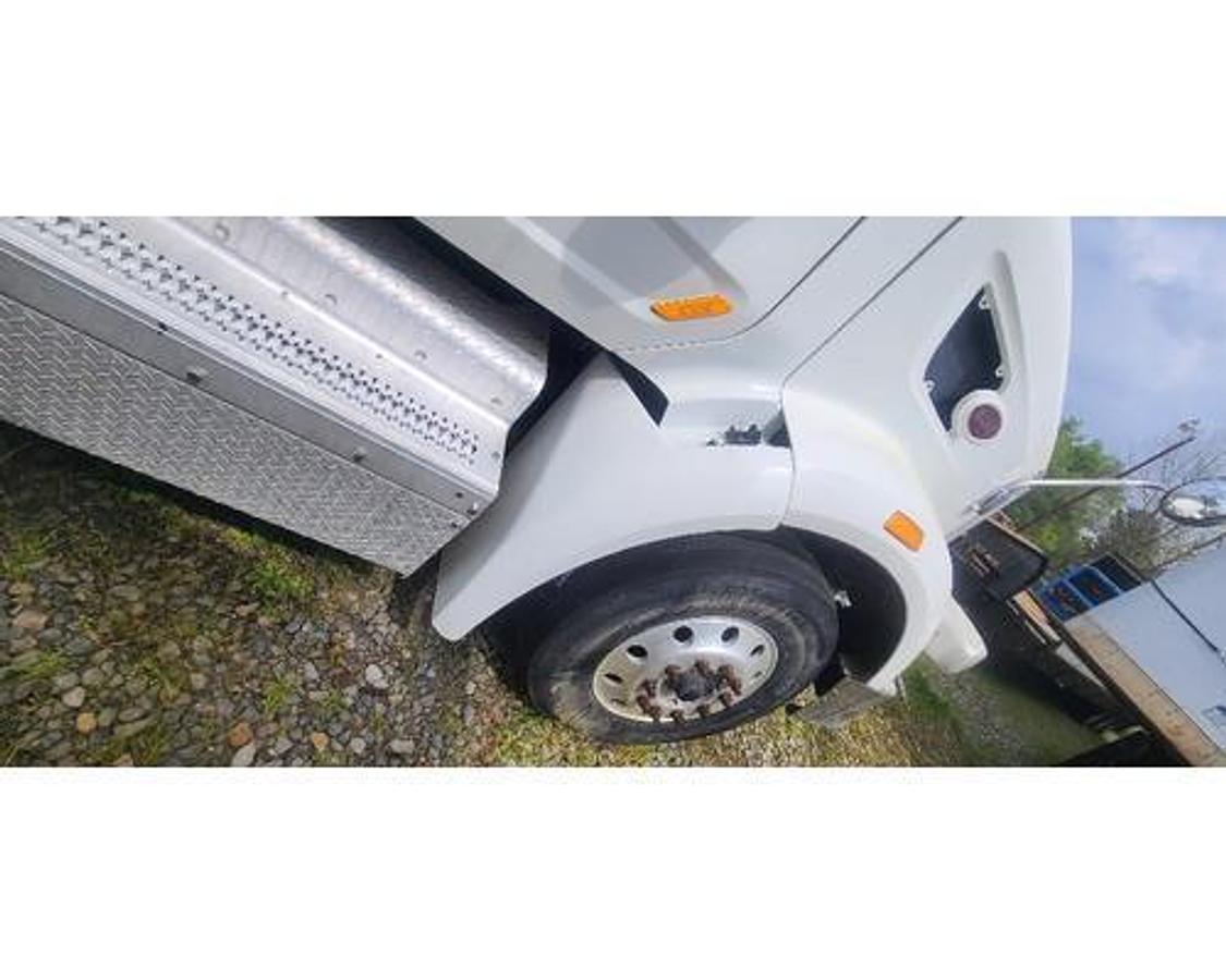 Used 2014 Peterbilt 567