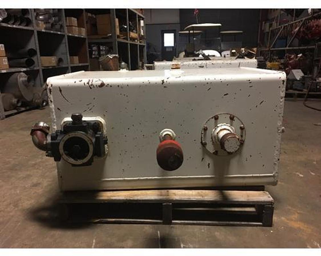 Used GOOD USED 75 GALLON HYDRAULIC TANK, RECTANGULAR, L: 37" W: 24" H: 20"