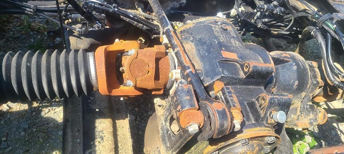 Used 2016 Mack CHU613