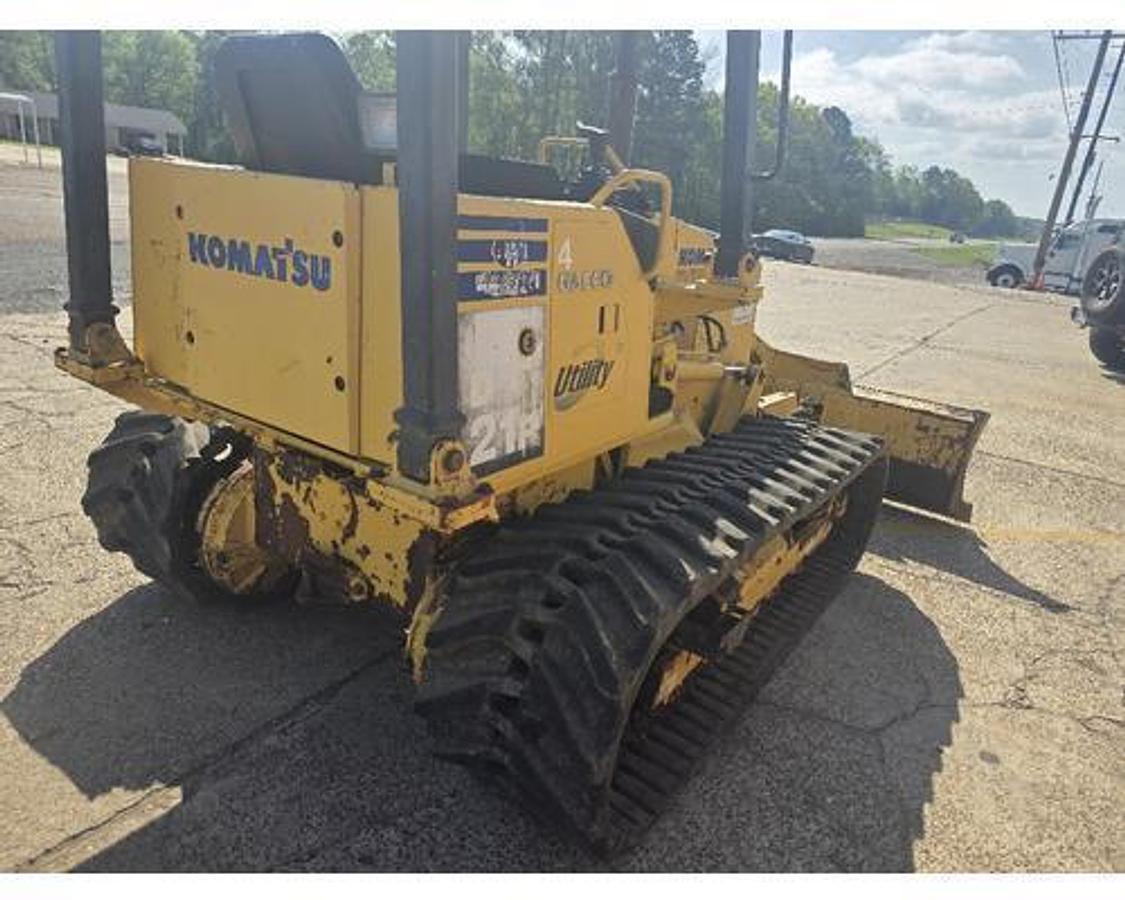 Used 2006 KOMATSU D21P-8A