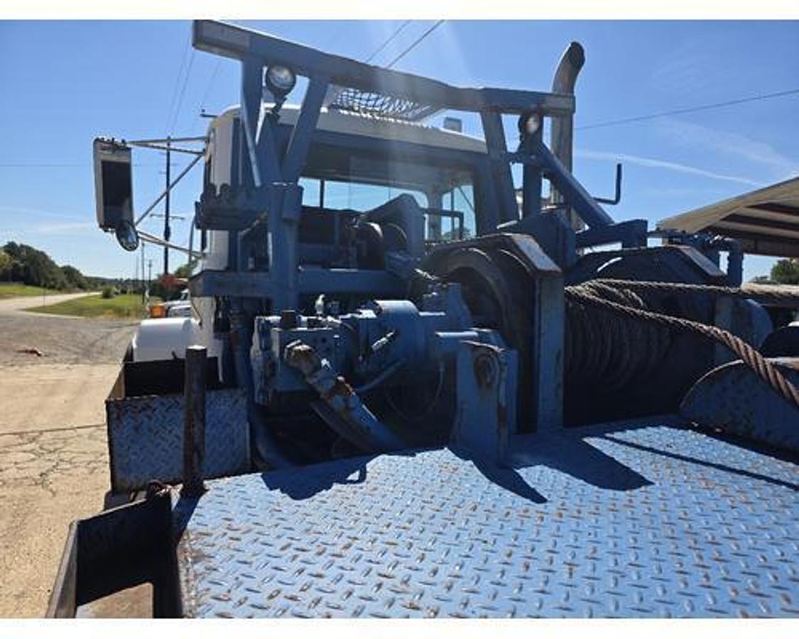 Used 1995 Mack RD688S