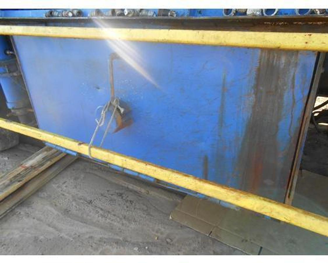 Used CRANE CARRIER RIG