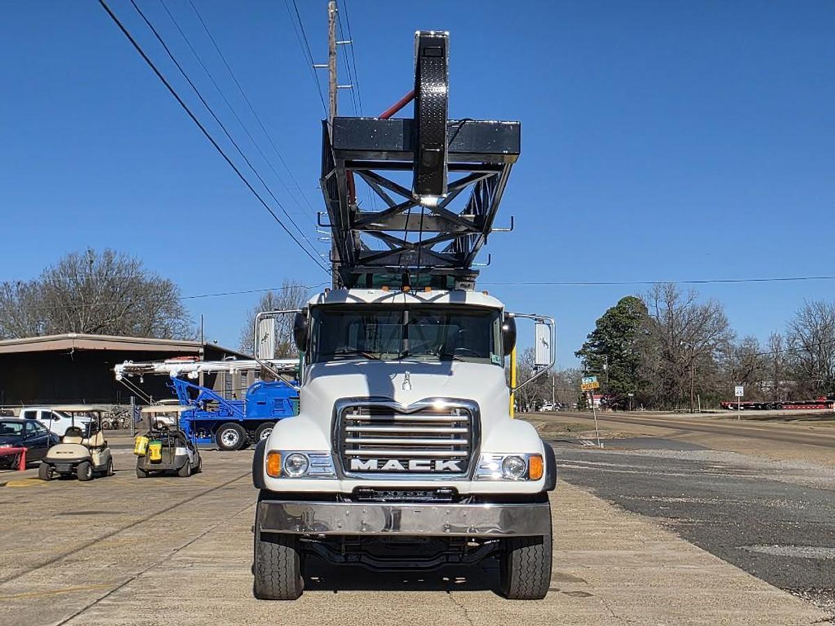 Used 2007 Mack CV713