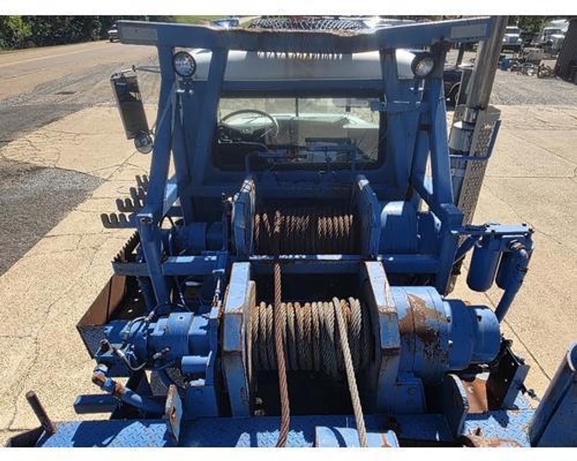 Used 1995 Mack RD688S