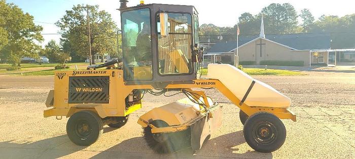 Used 2007 WALDON SWEEPMASTER 250