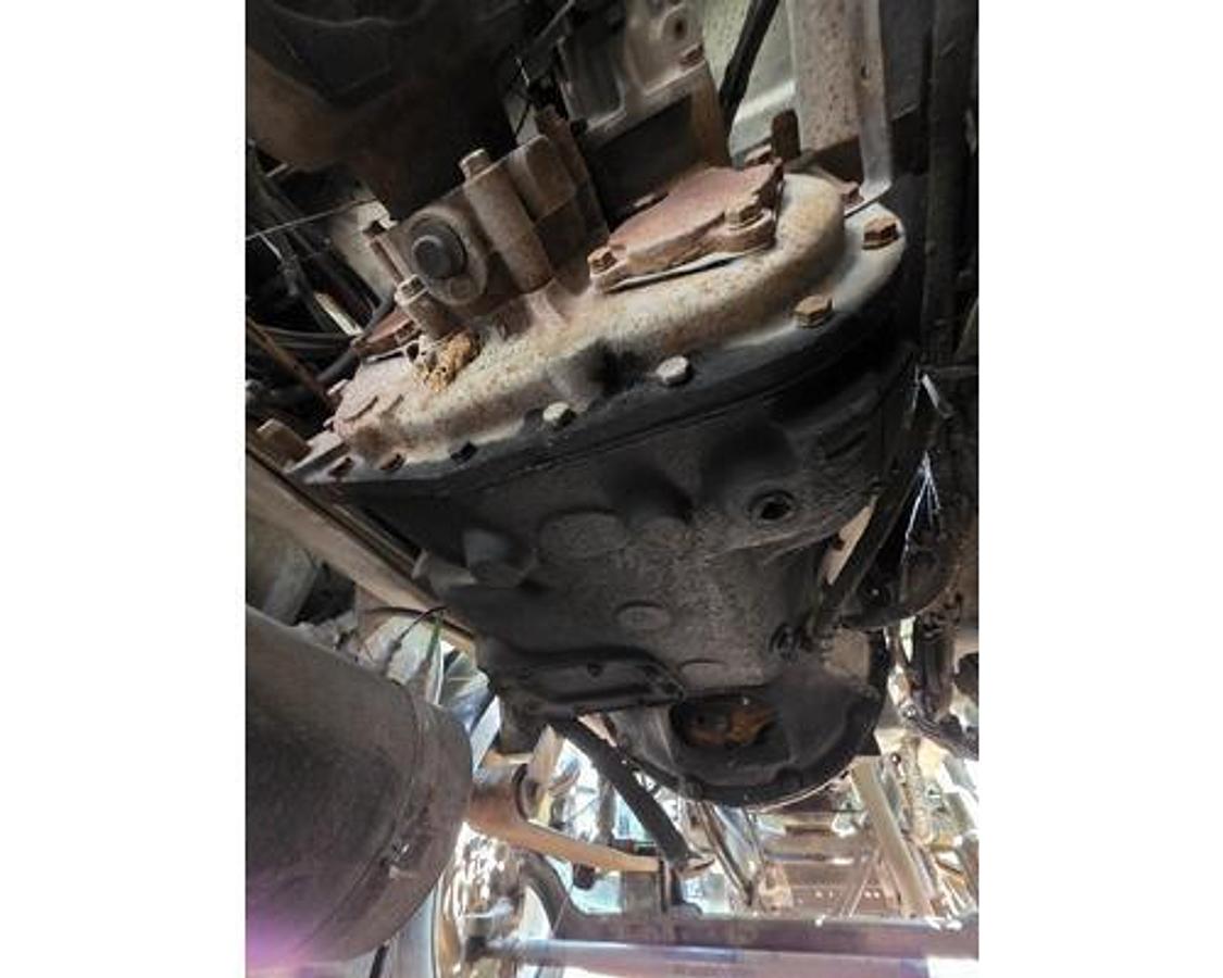 Used 2004 Fuller COLUMBIA 120