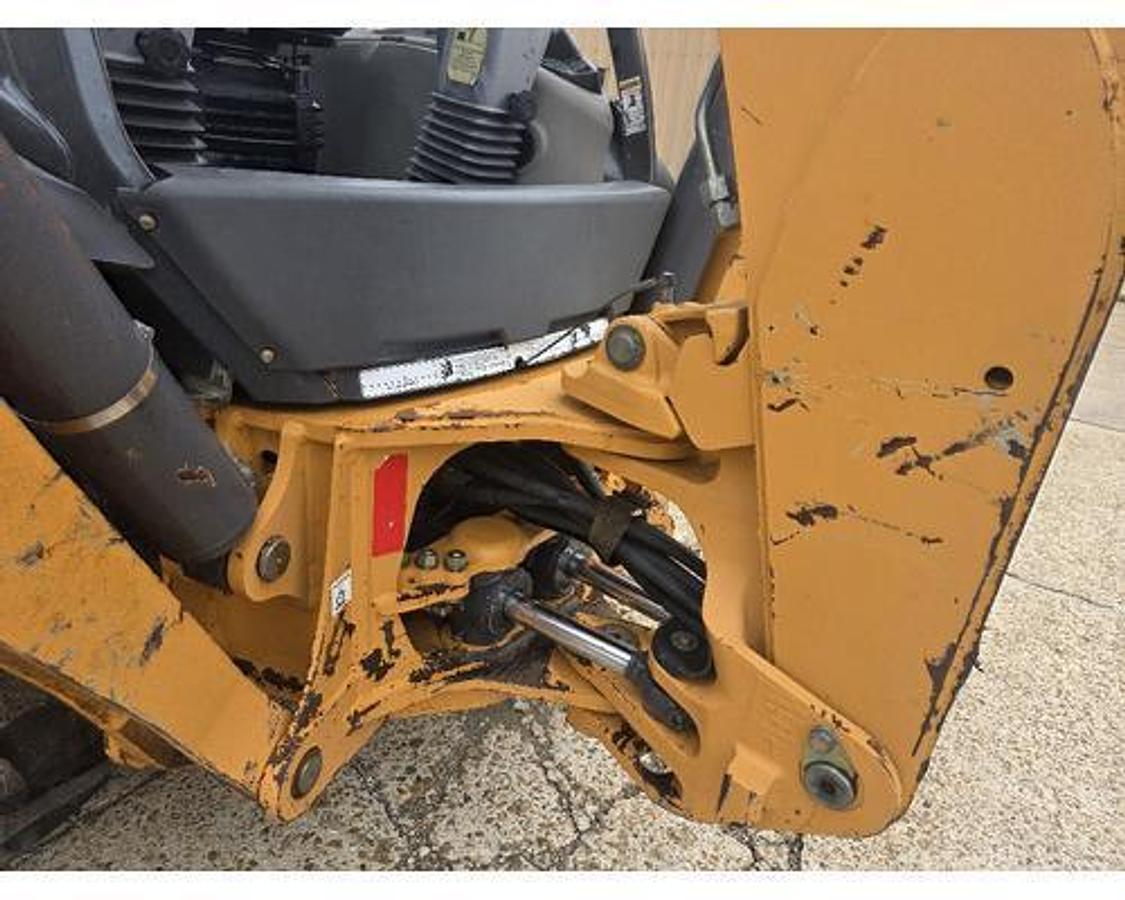 Used 2013 CASE 580N