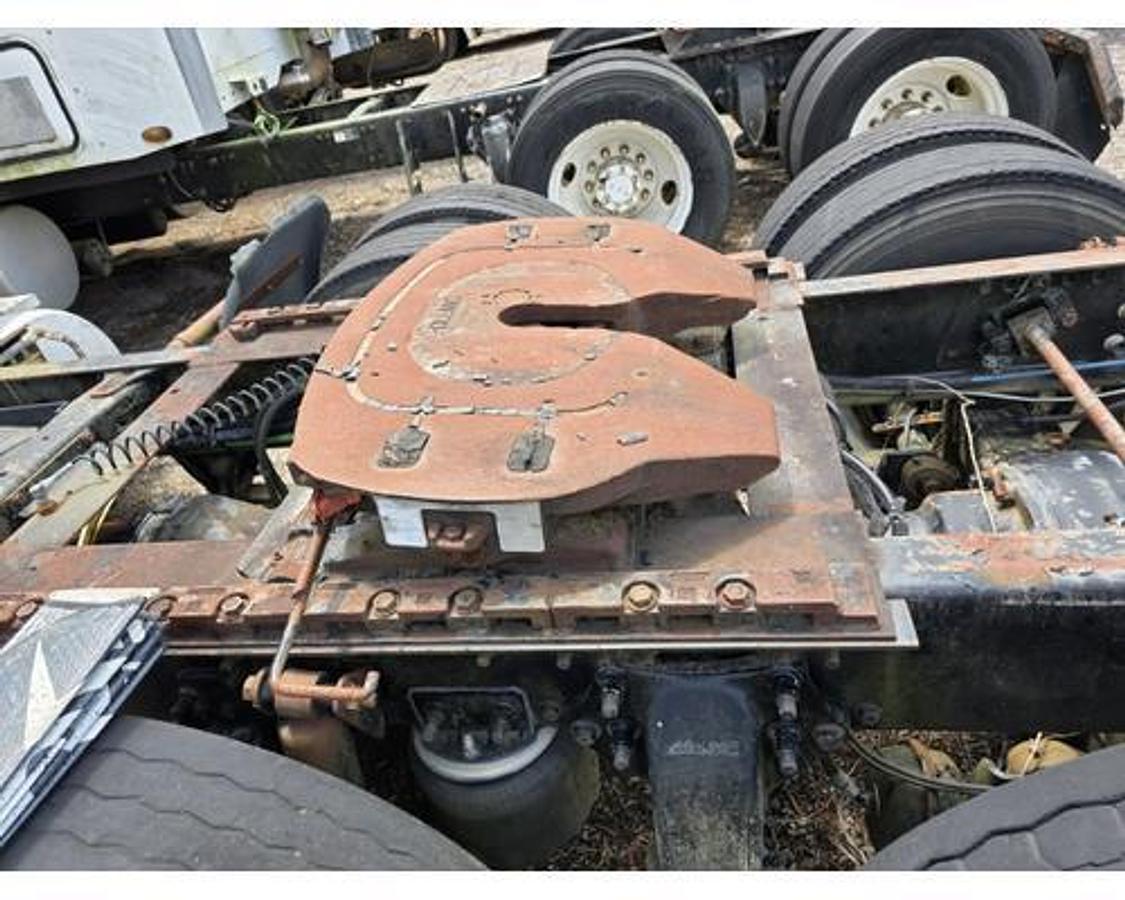 Used 2007 Holland COLUMBIA