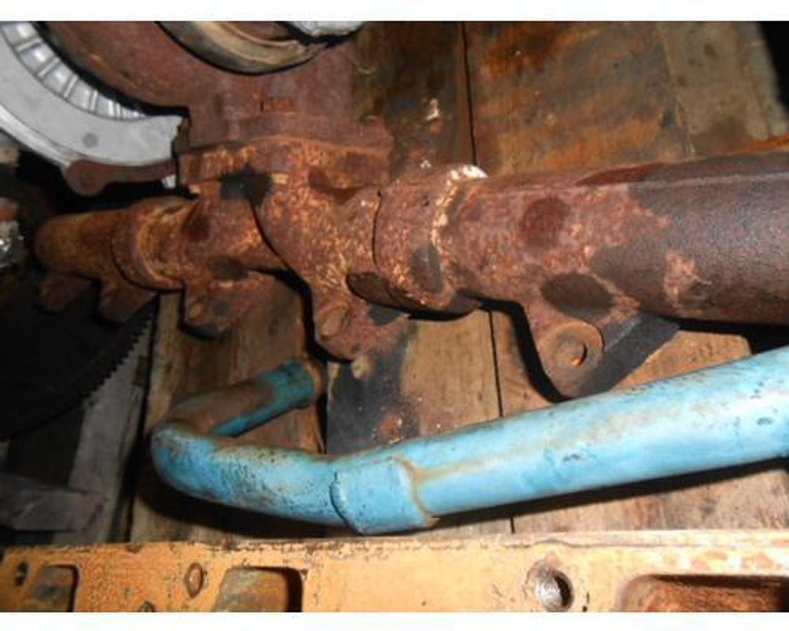 Used INTERNATIONAL DT 466E