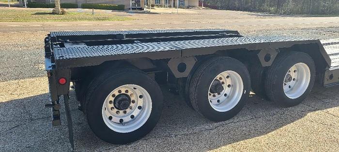 Used 1996 Fontaine TB50NGB