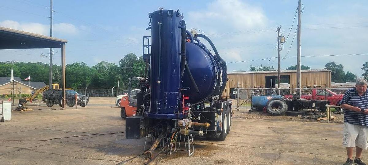 Used 2005 HYDROVAC 7400