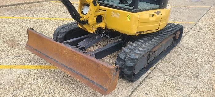 Used 2016 CATERPILLAR 303.5E2