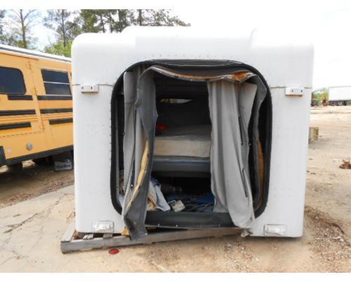 Used UNIBILT ULTRACAB