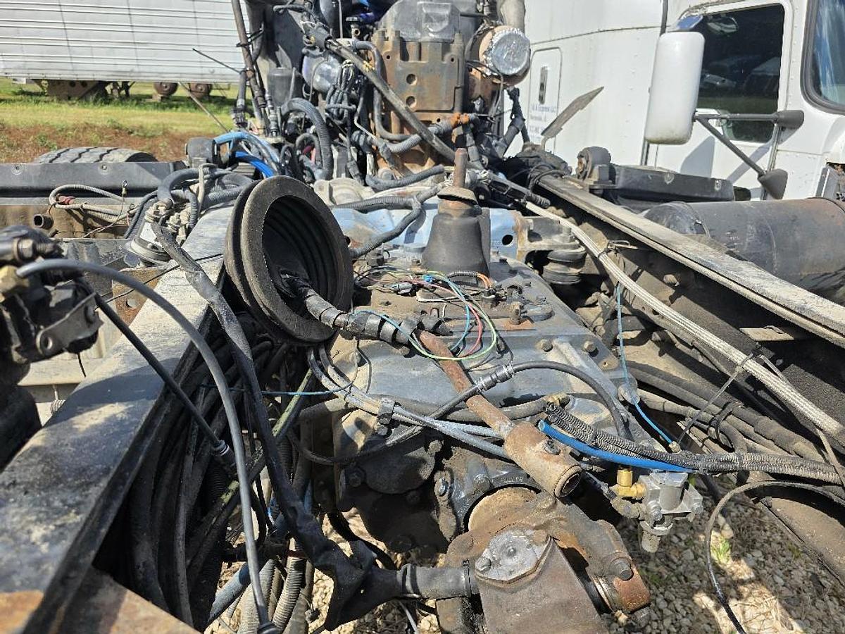 Used 2005 Mack CV713