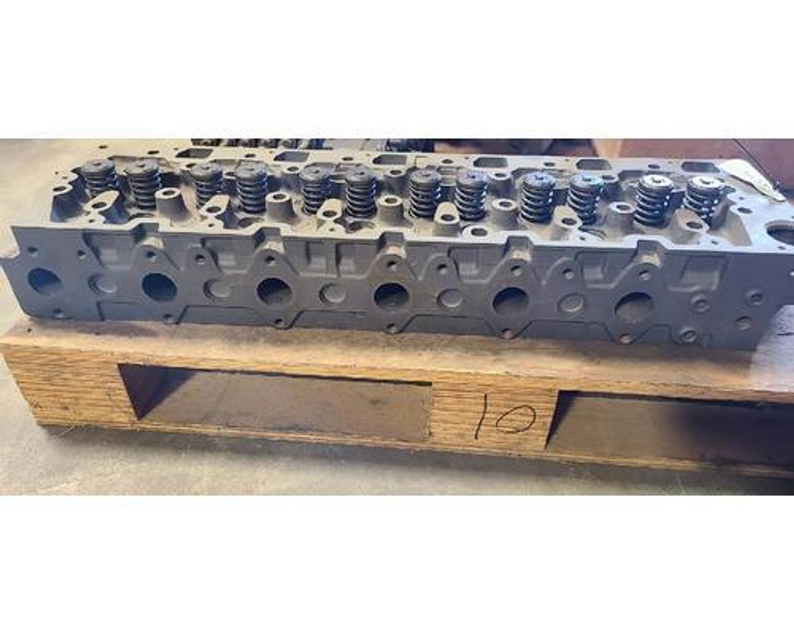 Used INTERNATIONAL DT 466E